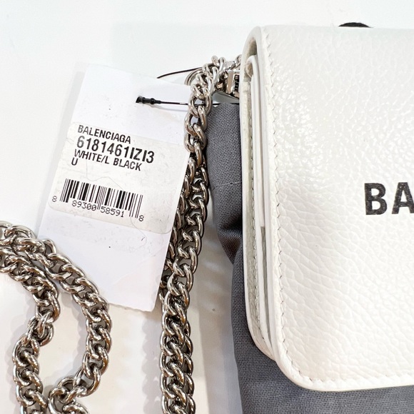 Balenciaga Cash Mini Wallet on Chain in white grained calfskin - Picture 5 of 12